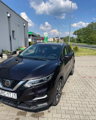 Nissan Qashqai cena 61800 przebieg: 130647, rok produkcji 2017 z Racibórz małe 704